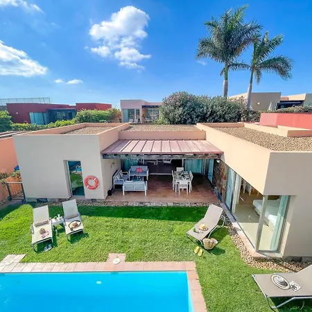 Villa Salobre Golf Siete Luxury Retreat In Gran Canaria Private Outdoor Heatable Pool Bbq Facilities Shaded Outdoor Dining Area Salobre, *