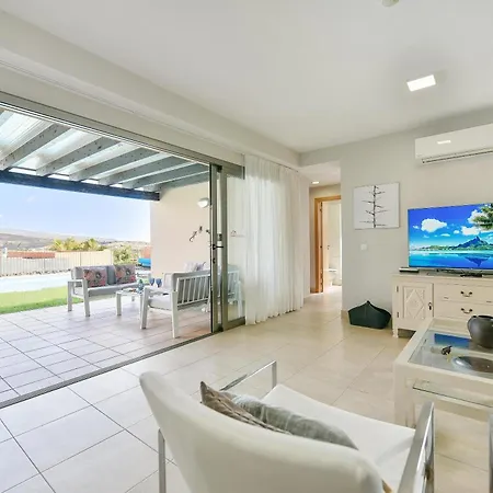 Salobre Golf Siete Luxury Retreat In Gran Canaria Private Outdoor Heatable Pool Bbq Facilities Shaded Outdoor Dining Area Salobre, 别墅